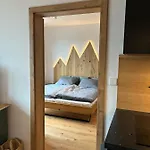 Apartbene *