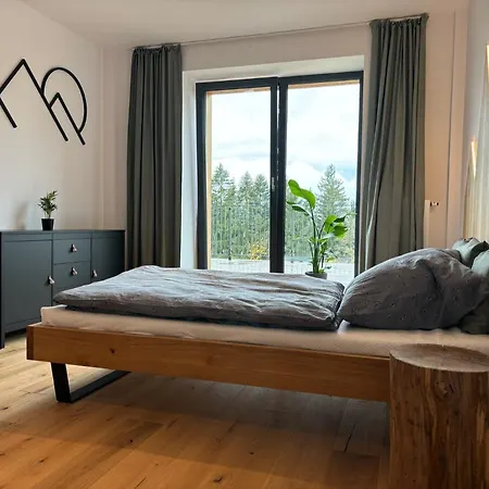 Apartbene Lägenhet