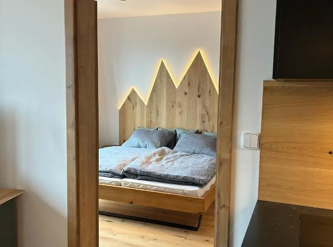 Apartbene *
